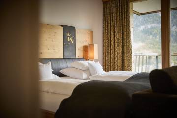 Book online - DAS KRONTHALER